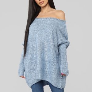 🌹 Off the shoulder over sized sweater